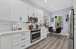 3226 W 97th St, Hialeah, FL 33018