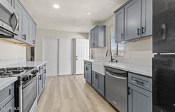 44053 Canyon Way, Lancaster, CA 93535