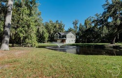 91 Sir Edward Teach Road, Midway, GA 31320