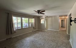 236 S 150 E, Valparaiso, IN 46383