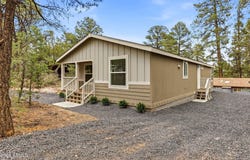 3515 BROKEN ARROW Road, Overgaard, AZ 85933