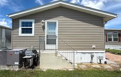 4521 Sawmill Dr E, ESTERO, FL 33928