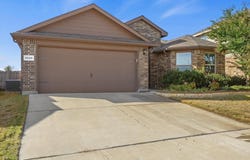 4225 Tollcross Lane, Fort Worth, TX 76123
