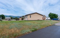 329 E Lynch Street, Plains, MT 59859