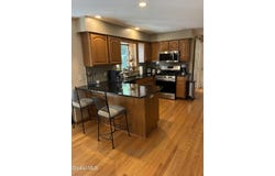 210 Sundew Drive, Schenectady, NY 12303