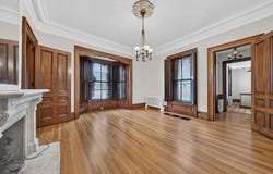 533 Locust St, Fall River, MA 02720