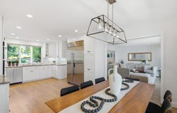 860 Chesterton AVE, REDWOOD CITY, CA 94061