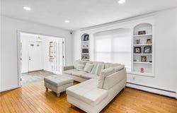 565 Sandy Lane, Warwick, RI 02889