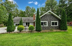 325 N River Road, Munroe Falls, OH 44262