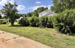 301 Summit St, Sanborn, IA 51248