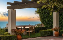 24 Scenic Bluff, Newport Coast, CA 92657