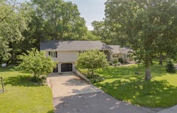 25990 Woodside Ct., Spirit Lake, IA 51360