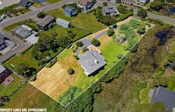 1337 BEACH LOOP Dr, Bandon, OR 97411