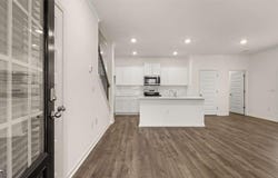 522 SILVER MOON Drive, Loganville, GA 30052