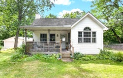 11736 E D Avenue, Richland, MI 49083