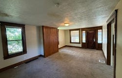 128 Sayers Avenue, Niles, OH 44446