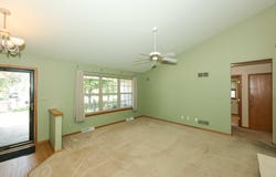 6652 S Scenic Ct, Franklin, WI 53132