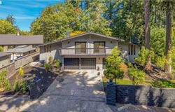 2402 NE SUMMIT RIDGE Dr, Vancouver, WA 98686