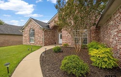 305 Bridgers Hill Rd, Longview, TX 75604