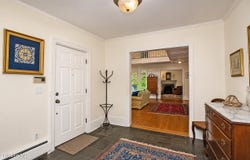 53 Main St, Stockbridge, MA 01262