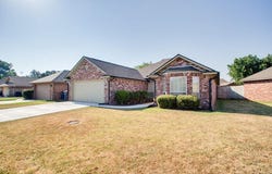 417 Waurika, Enid, OK 73701