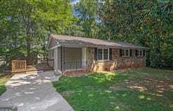 2840 Somerton Drive, Morrow, GA 30260
