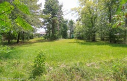 Woody Drive, Brandon, MS 39047