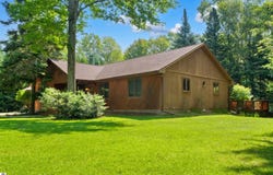 7398 Huntington Drive, Oscoda, MI 48750