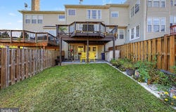 802 LINFIELD Terrace NE, LEESBURG, VA 20176