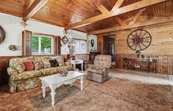 58655 Penn Road, Cassopolis, MI 49031