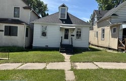 403 5th st SW, Chisholm, MN 55719