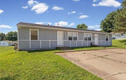 18872 Wigwam Drive, Independence, MO 64056