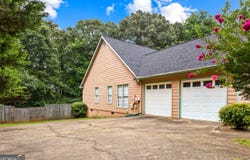 124 Foxdale Drive, Lagrange, GA 30240