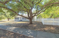 307 N Black St, Round Rock, TX 78664