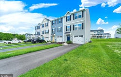 222 HAMILTON Lane, COATESVILLE, PA 19320