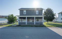 11 School St, Scottdale, PA 15683