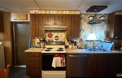 26 Ripley 160 E -32, Naylor, MO 63953