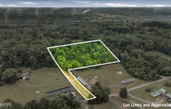 3824 Strong Rd, Mascot, TN 37806
