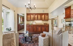 240 Crystal Dr, Hartland, WI 53029