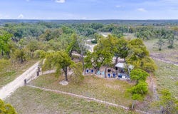460 E Reeves Lane, Harper, TX 78631