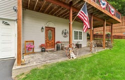 7920 Greendale Ave, Burlington, WI 53105