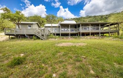 574 N Saddle Mountain Dr, Leakey, TX 78873