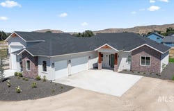1997 Blake Rd, Emmett, ID 83617