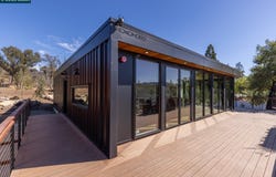 139 Oak St, Saint Helena, CA 94574