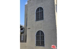 2026 W 30th St, Los Angeles, CA 90018