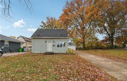 492 E Hopocan Avenue, Barberton, OH 44203