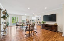 1390 Broadway, Hewlett, NY 11557