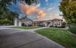 8646 Cairo, Laton, CA 93242
