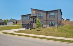 2709 W Pigeon Drive, Ozark, MO 65721