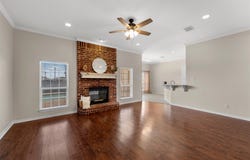 217 Keswick Drive, Hewitt, TX 76643